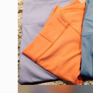 Constantly Varied Gear Capri Leggings - Lavender